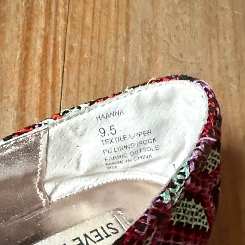 Steve Madden Multicolor Beaded Pointed Toe Flats - Picture 4 of 4